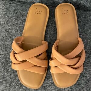 A New Day women’s sandals, size 10